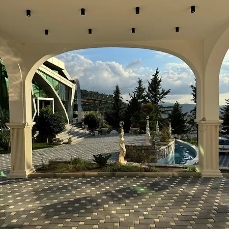 Panorama & 4*